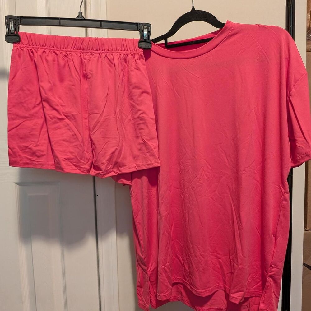 Unbranded Women's Pink Shorts